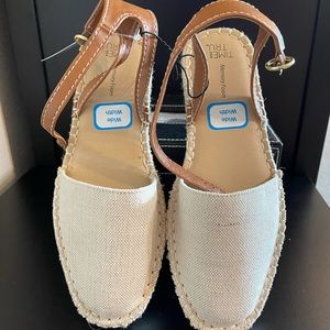 COMFY ESPADRILLES WITH MEMORY FOAM 8.5 W